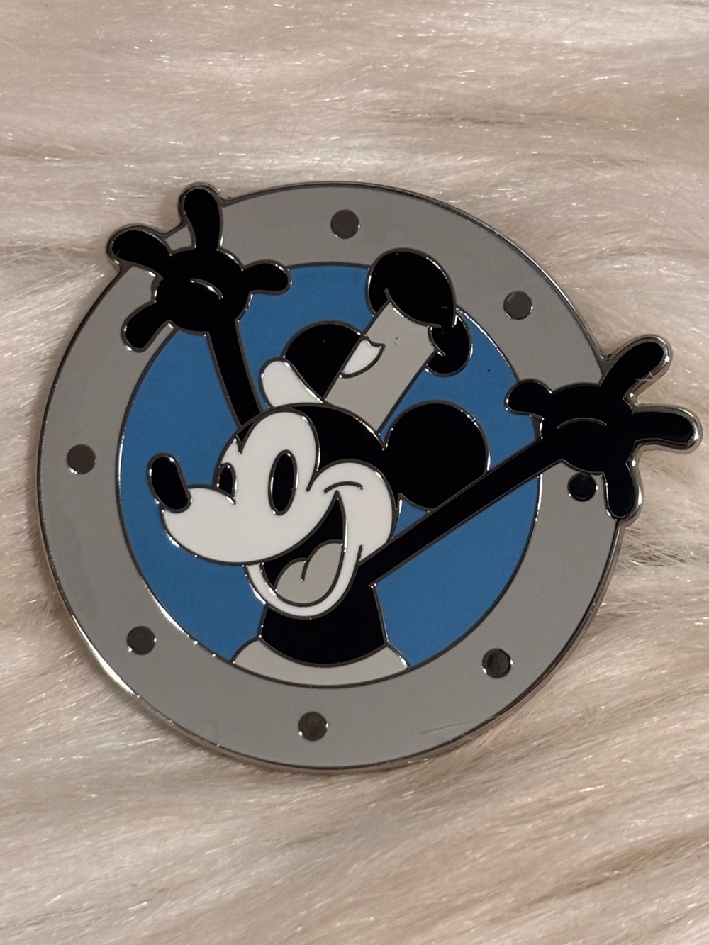 DCL Disney Cruise Line 2024 Porthole Mystery Steamboat Mickey Disney Pin